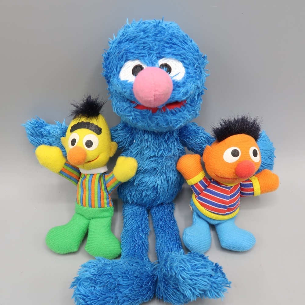 Hasbro Sesame Street Grover, Bert & Ernie Mini Plush Stuffed Toy Lot